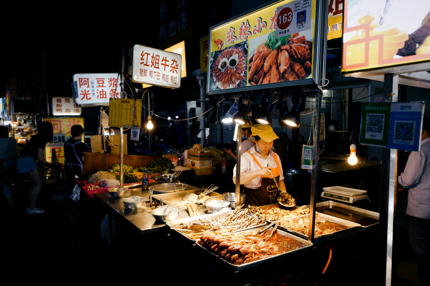 Food Photography in SG : Street vendor preparing food